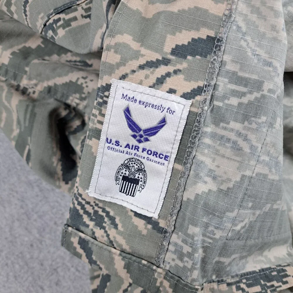 US Air Force Digital Camo Jacket Military Issue with Rank Stipes Sz. 44L